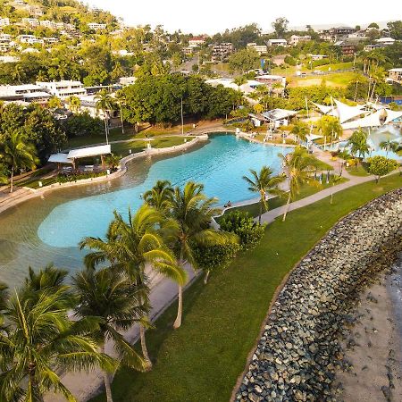Nomads Airlie Beach (Adults Only) Extérieur photo