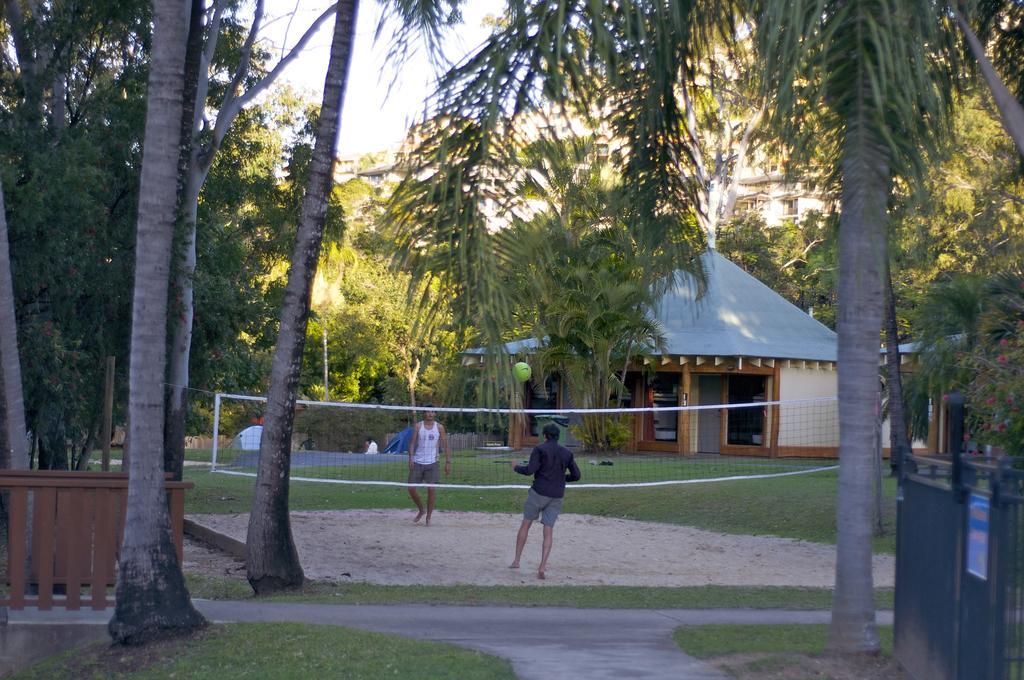 Nomads Airlie Beach (Adults Only) Extérieur photo