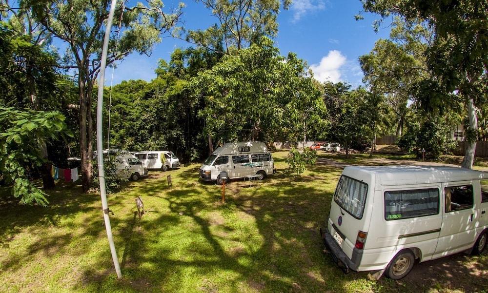 Nomads Airlie Beach (Adults Only) Extérieur photo