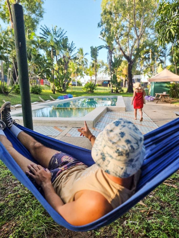 Nomads Airlie Beach (Adults Only) Extérieur photo